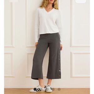 Cabi Snap Crops size Medium